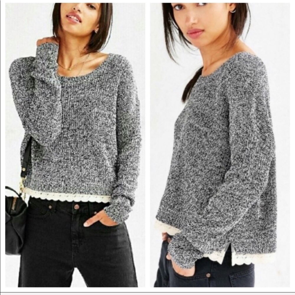 Kimchi Blue Gray and Cream Sweater
